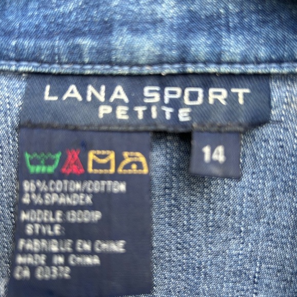 Classic Blue Denim Jacket - Picture 7 of 7